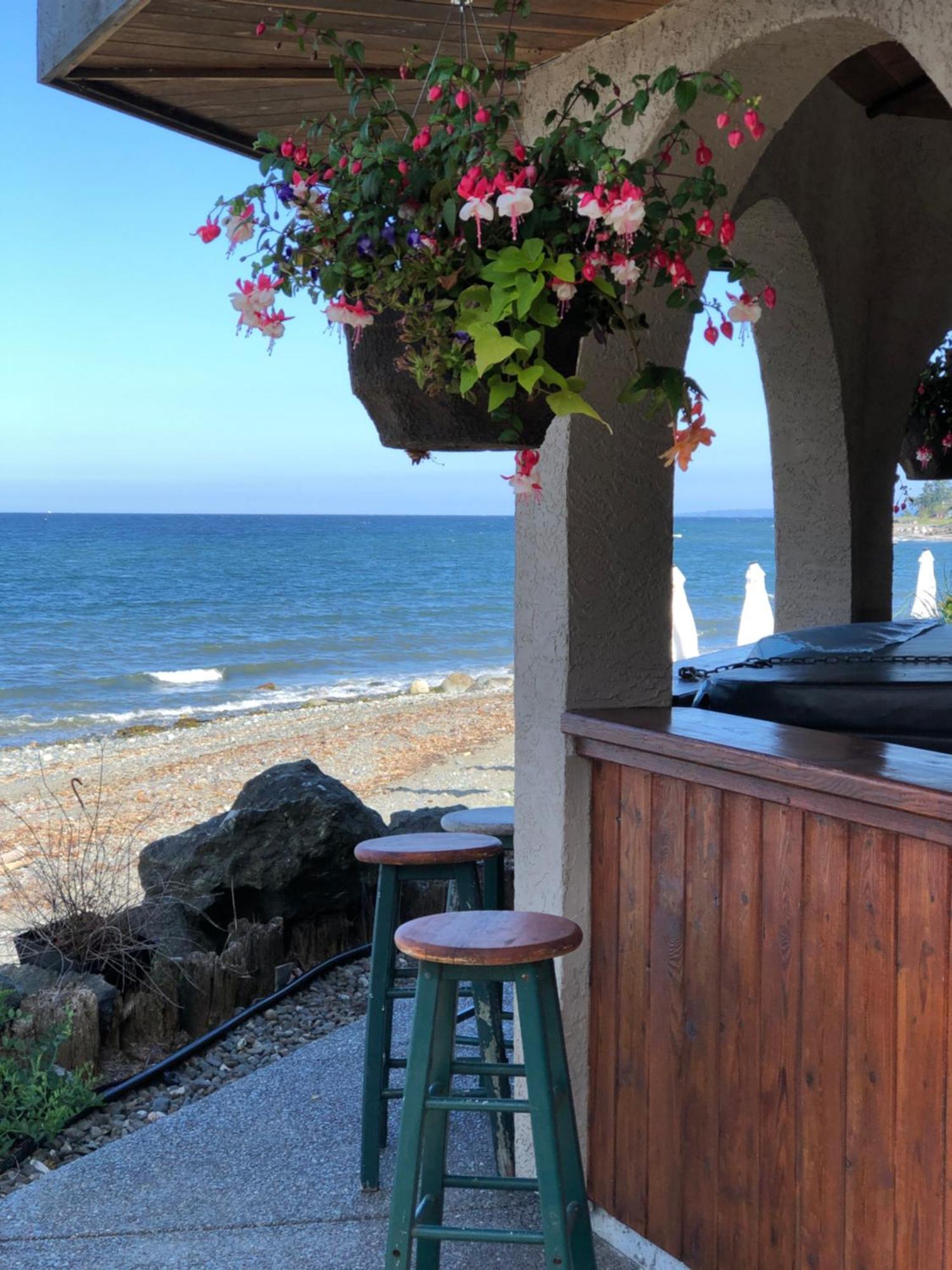 Qualicum Breeze Beach Resort Bowser 外观 照片