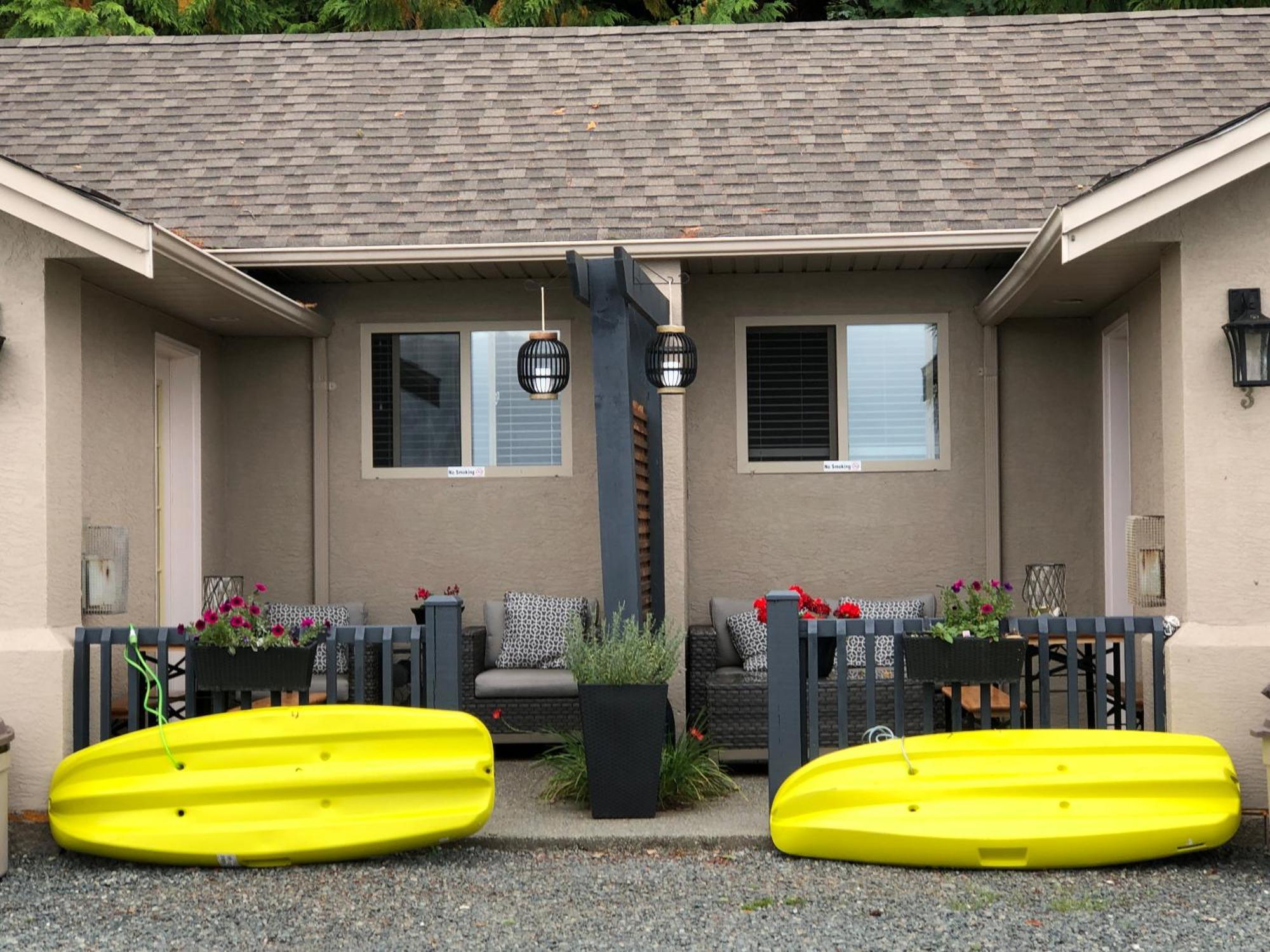 Qualicum Breeze Beach Resort Bowser 外观 照片